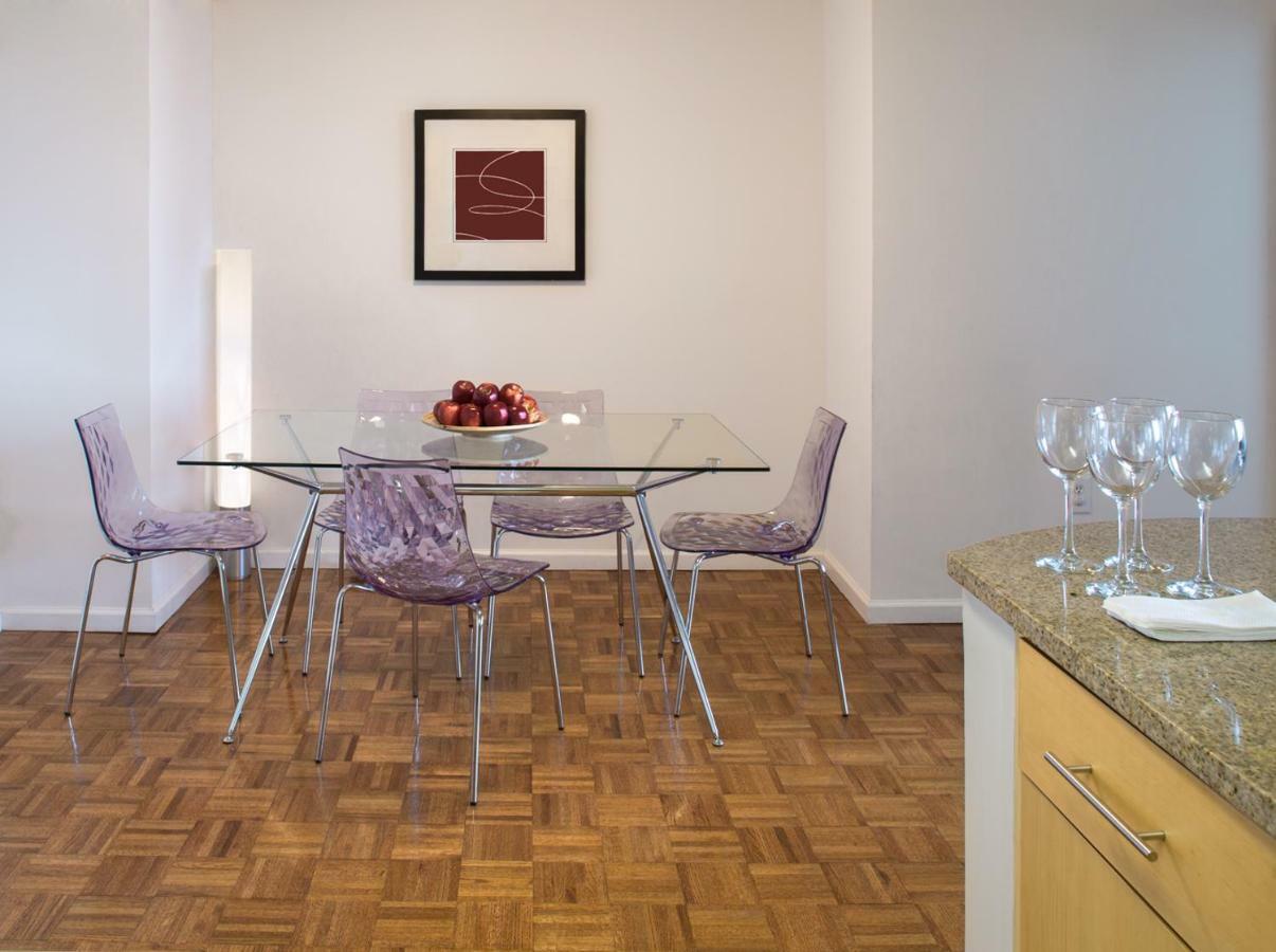 شقة Furnished Quarters At Grove Pointe جيرسي سيتي المظهر الخارجي الصورة